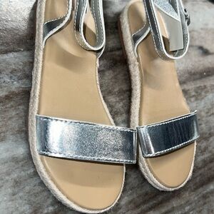 Baby gap silver sandals toddler girl 10